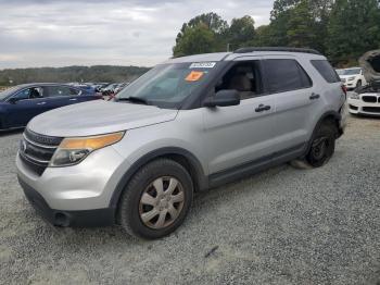  Salvage Ford Explorer
