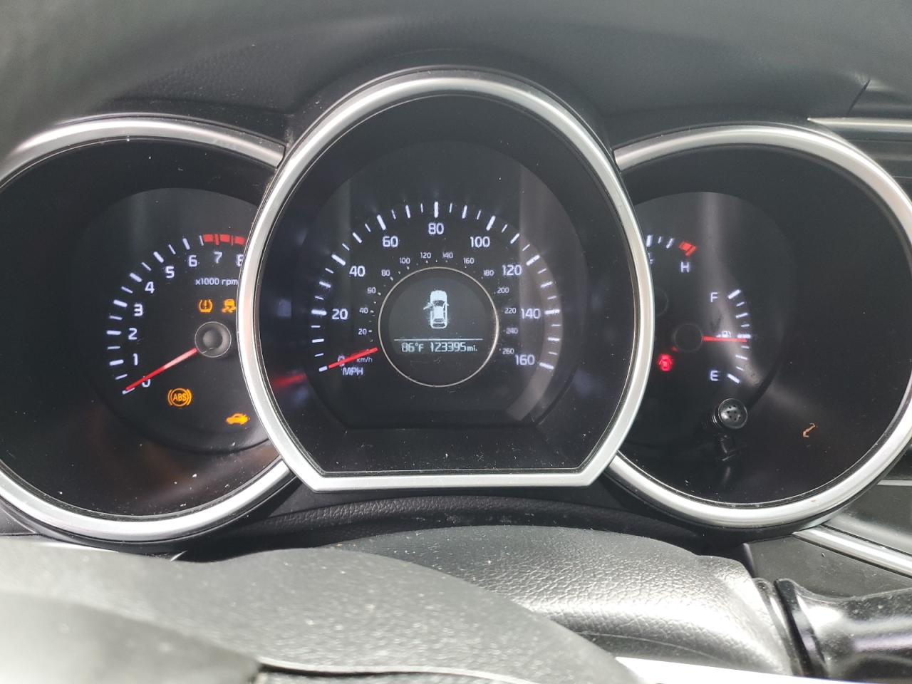 Kia Optima Lx Image 9