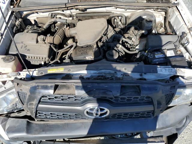 Toyota Tacoma Access Cab Image 11