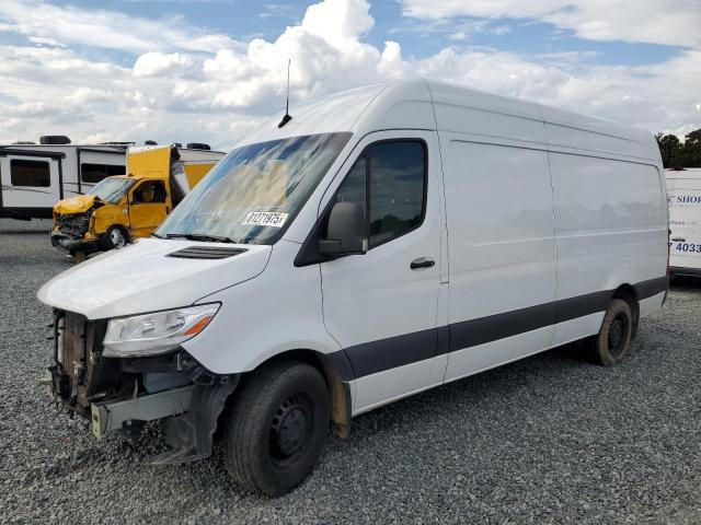  Salvage Mercedes-Benz Sprinter
