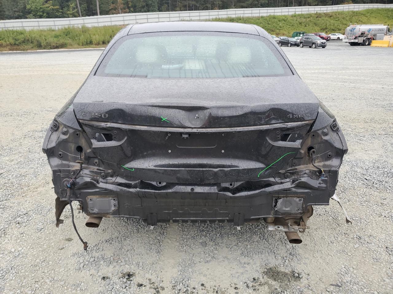 Mercedes-Benz E-Class 350 4matic Image 10