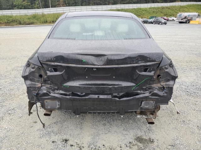 Mercedes-Benz E-Class 350 4matic Image 10