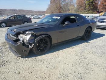  Salvage Dodge Challenger
