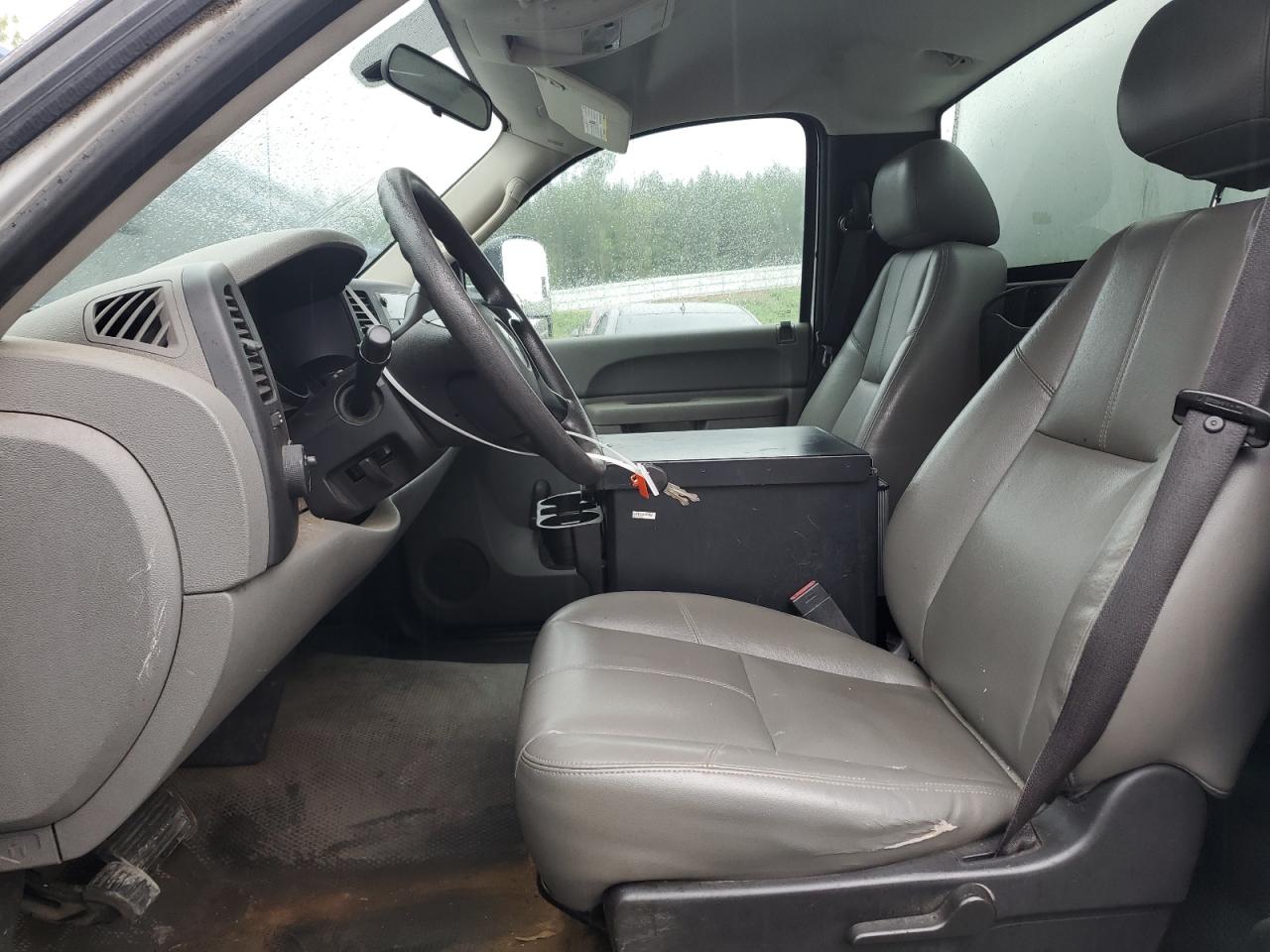 Chevrolet Silverado C1500 Image 12