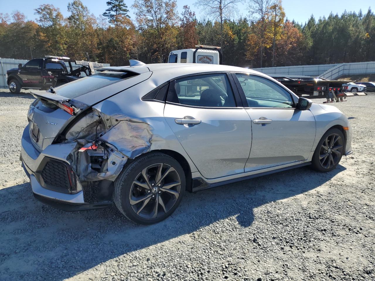 Honda Civic Sport Image 3