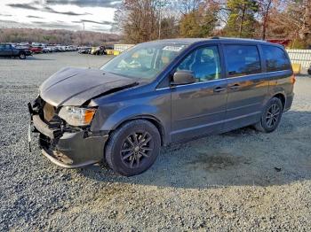  Salvage Dodge Caravan