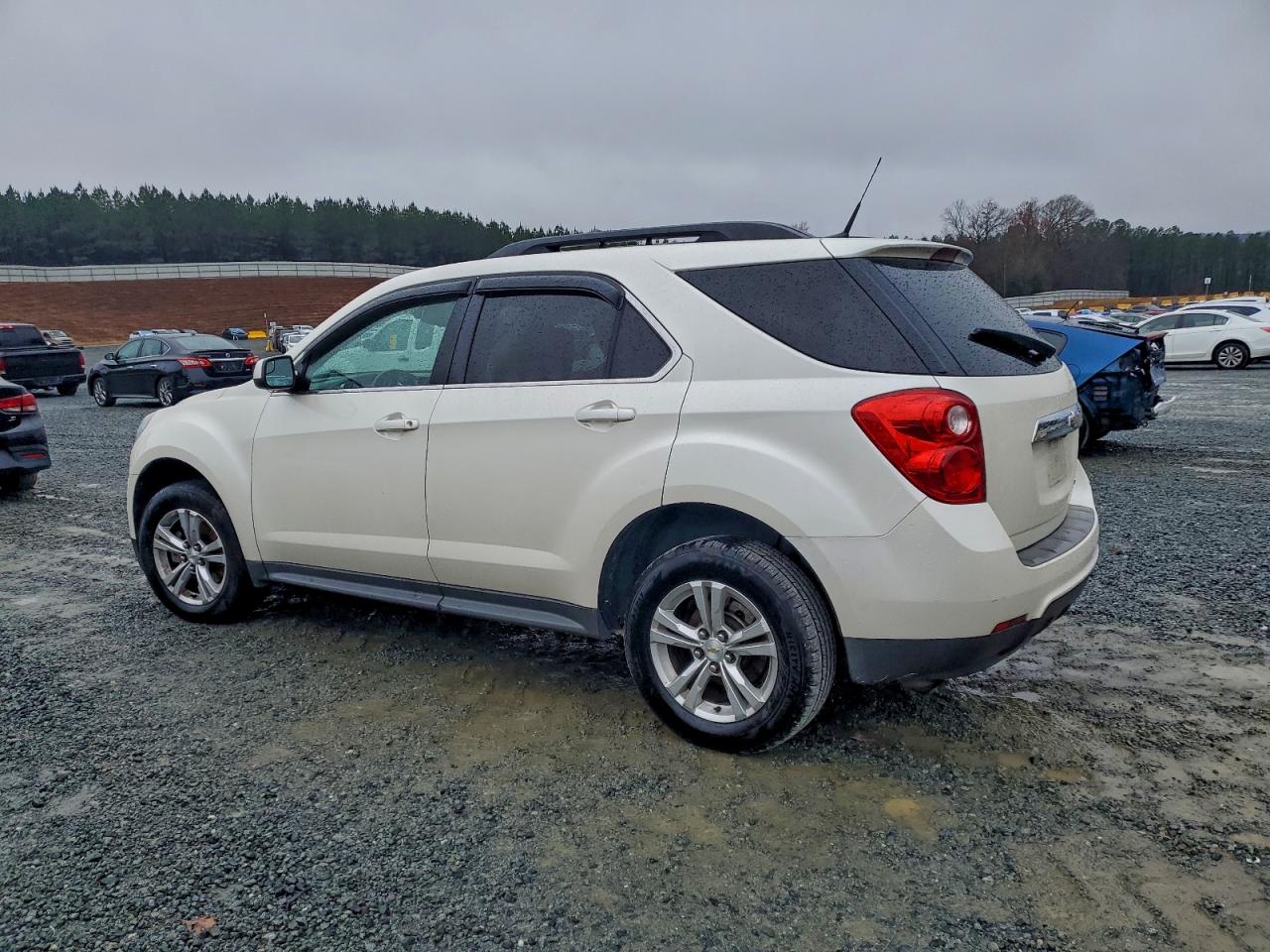 Chevrolet Equinox Lt Image 3