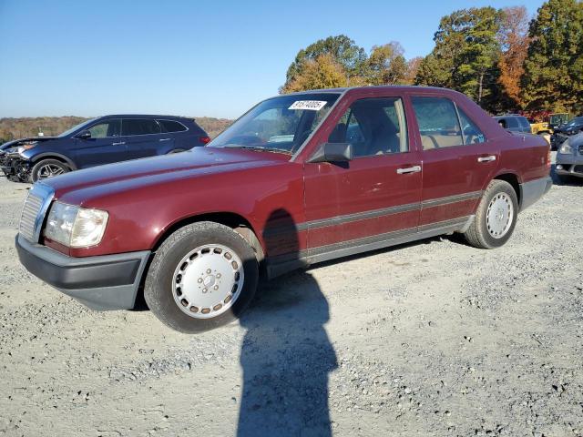  Salvage Mercedes-Benz 300-Class