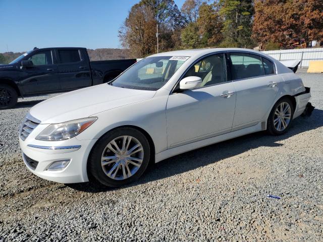  Salvage Hyundai Genesis