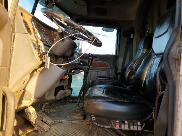 Peterbilt Tractor 379 Image 4