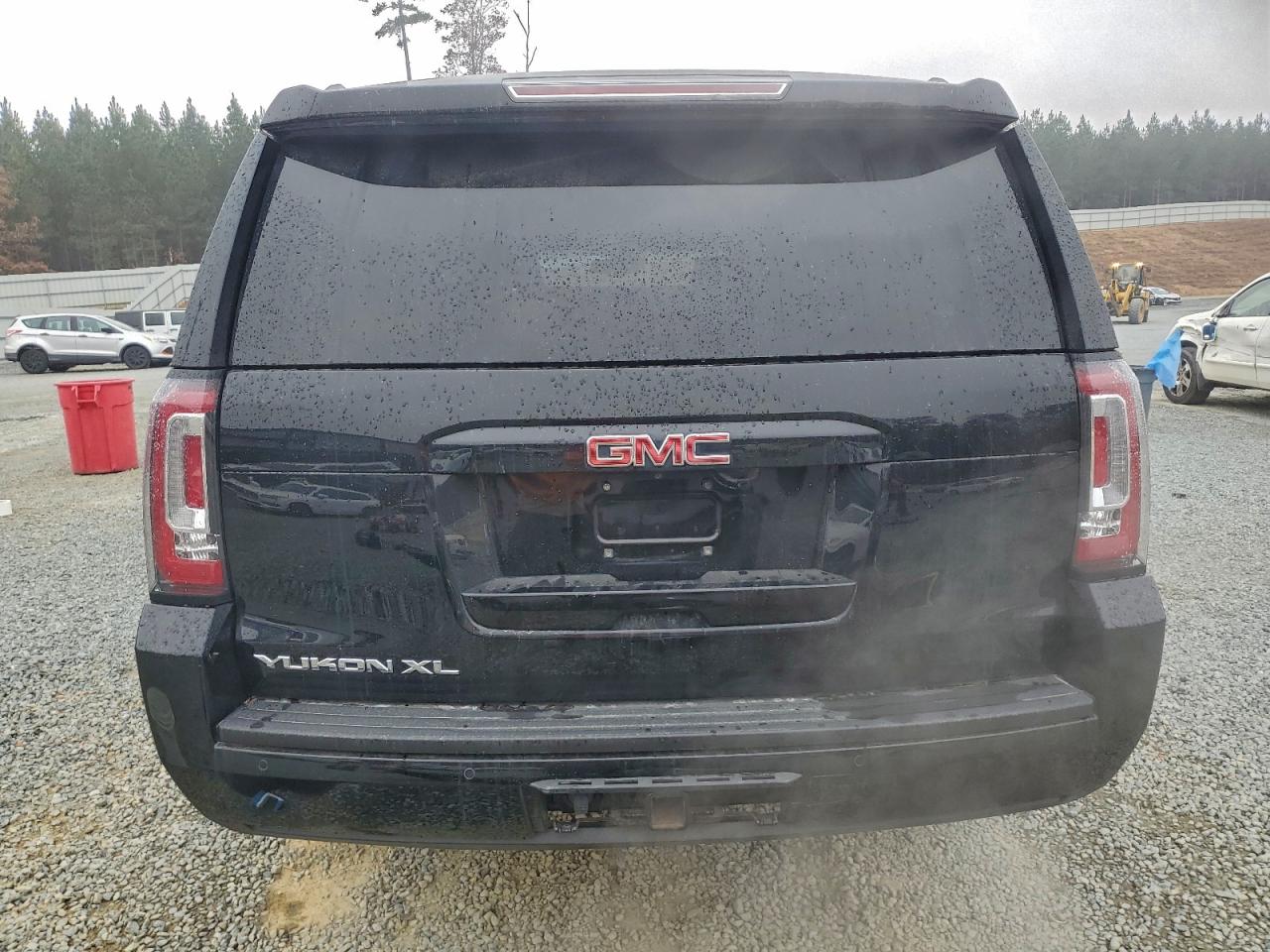 GMC Yukon K1500 Slt Image 4