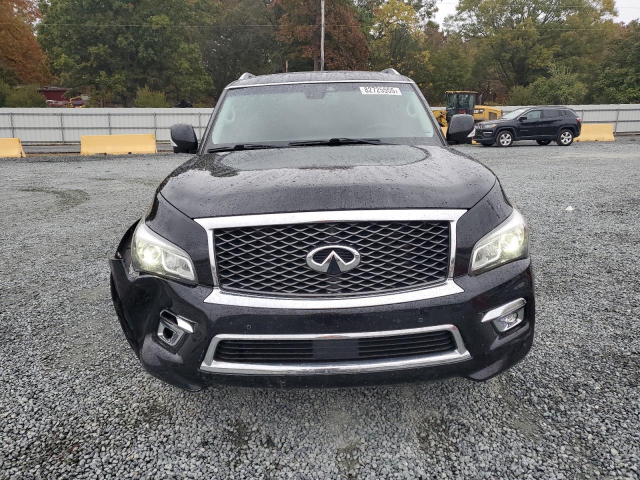 INFINITI Qx Base Image 9