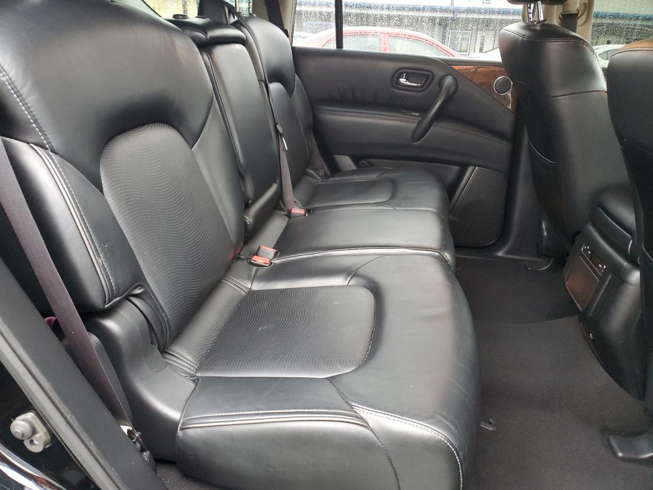 INFINITI Qx Base Image 6