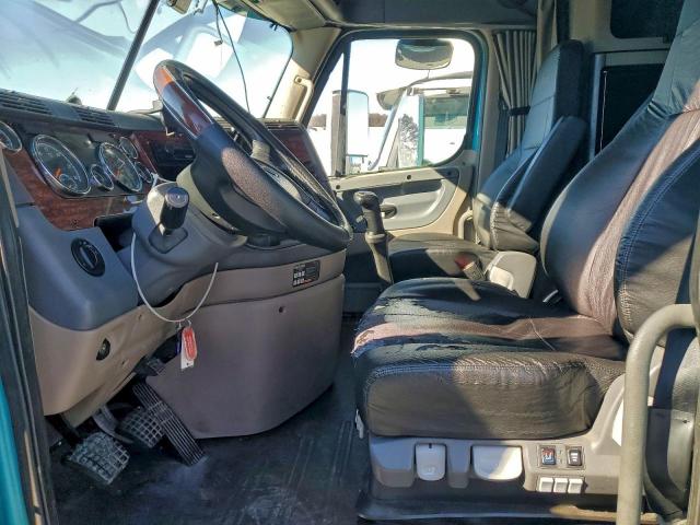 Freightliner Cascadia 1 Image 7