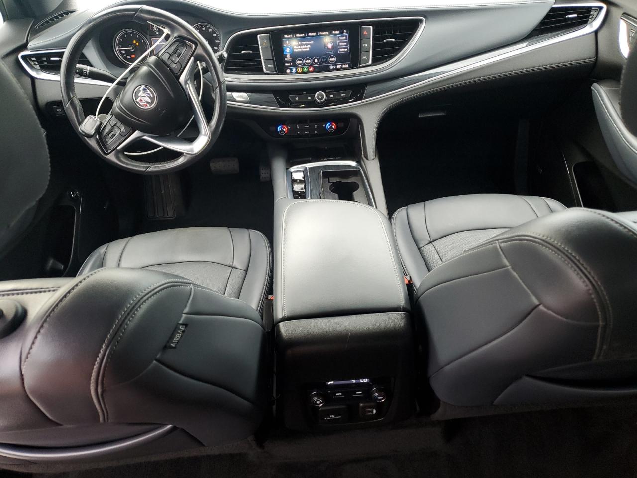 Buick Enclave Essence Image 6