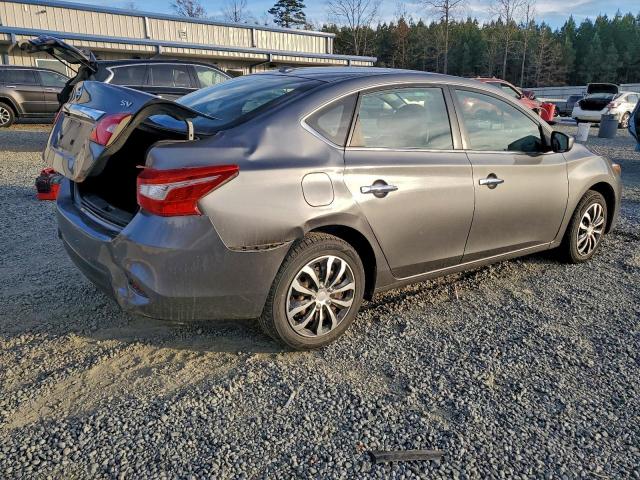 Nissan Sentra S Image 10