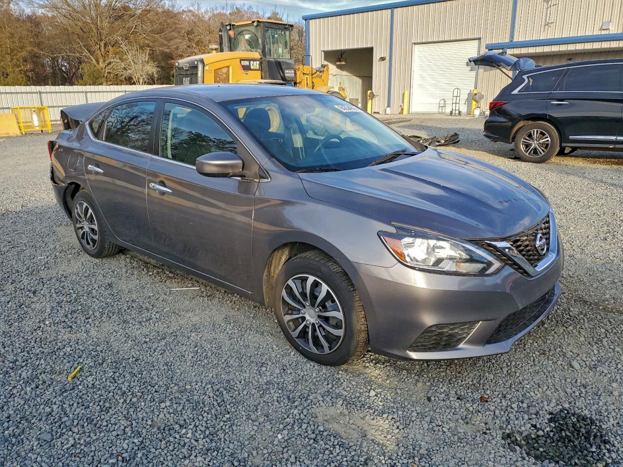 Nissan Sentra S Image 5