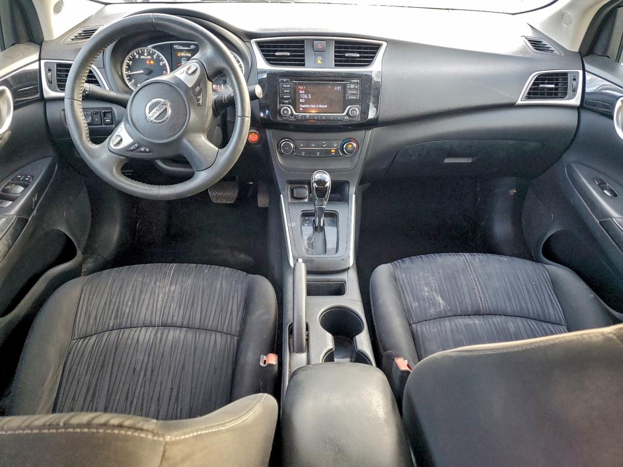 Nissan Sentra S Image 3