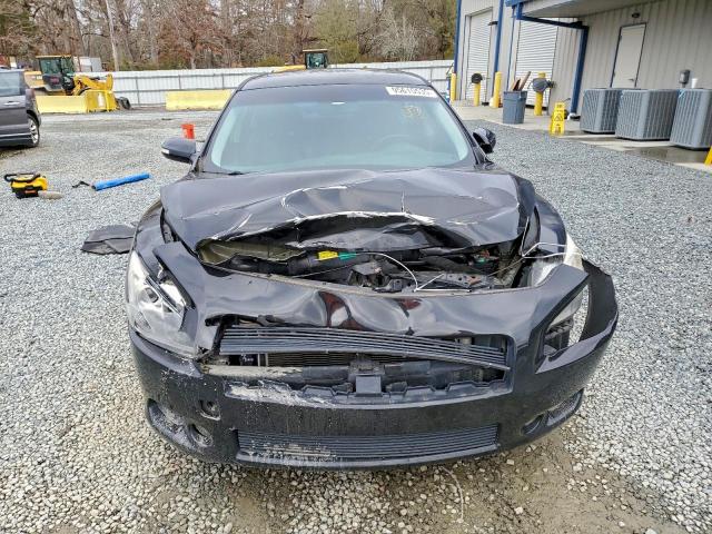 Nissan Maxima S Image 5