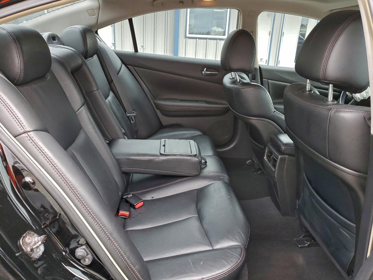 Nissan Maxima S Image 10