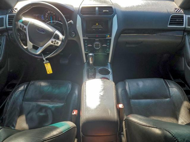 Ford Explorer Limited Image 6