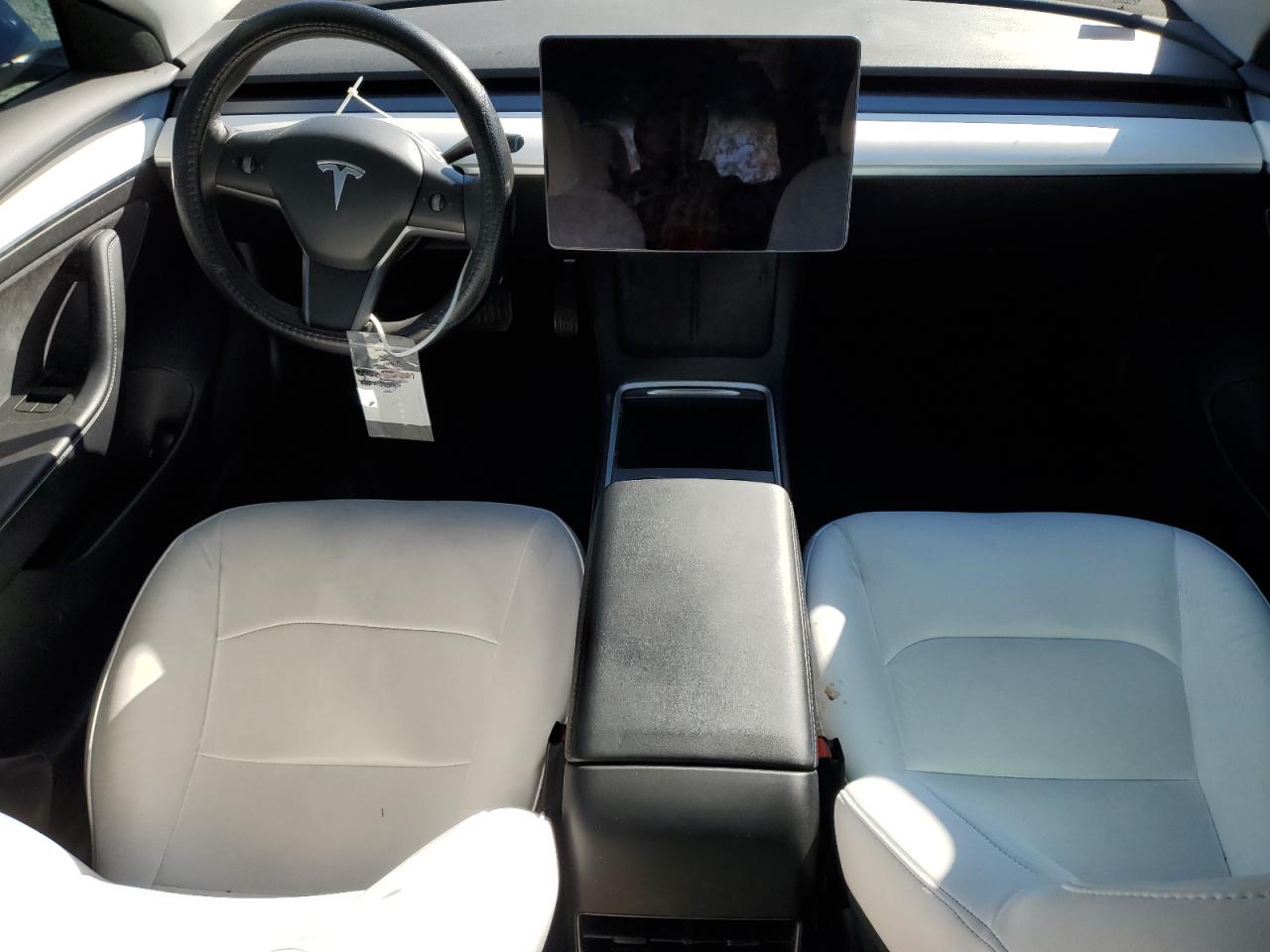 Tesla Model 3 Image 2