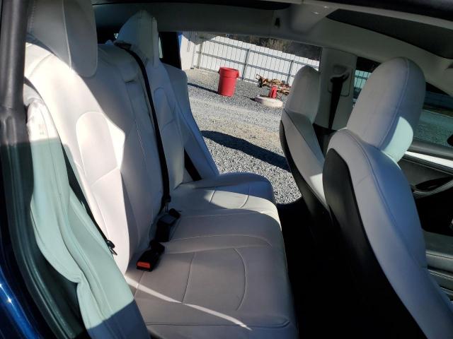 Tesla Model 3 Image 7
