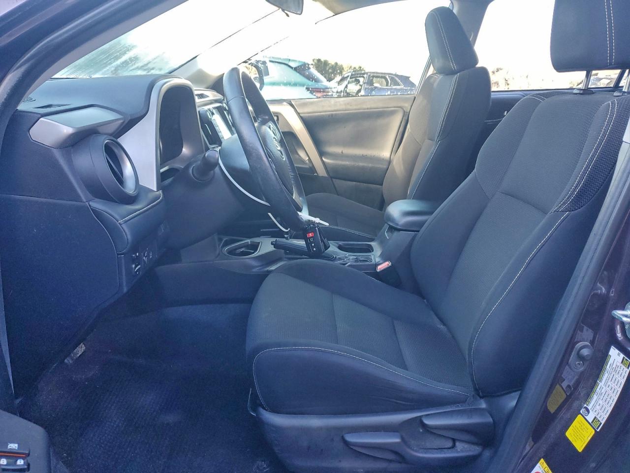 Toyota RAV4 Adventure Image 7