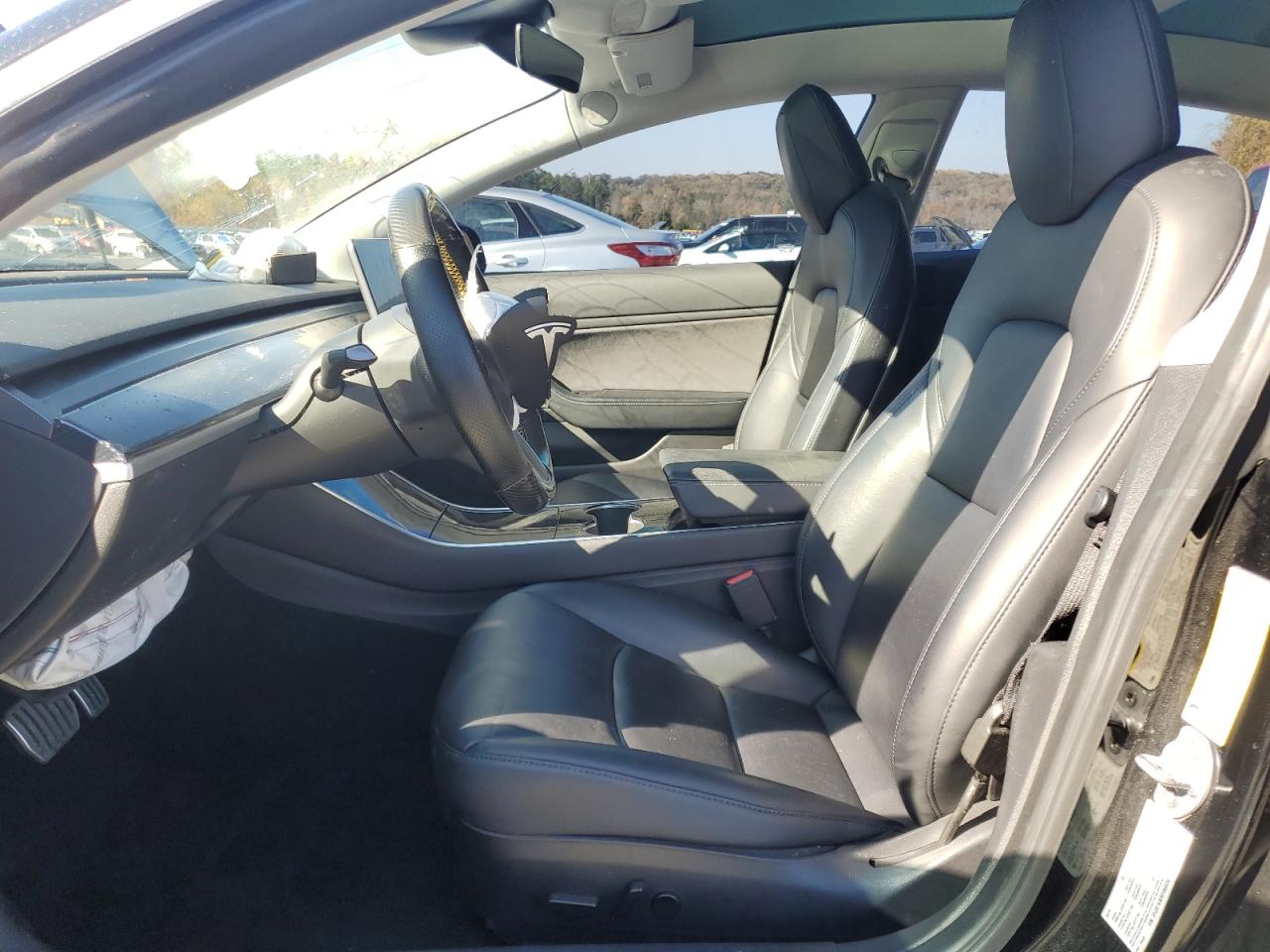 Tesla Model 3 Image 12
