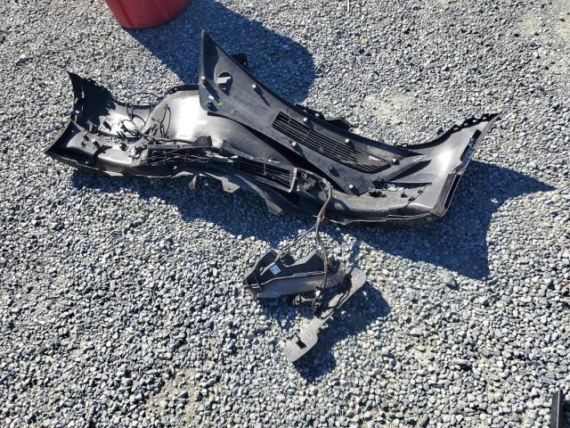 Tesla Model 3 Image 9