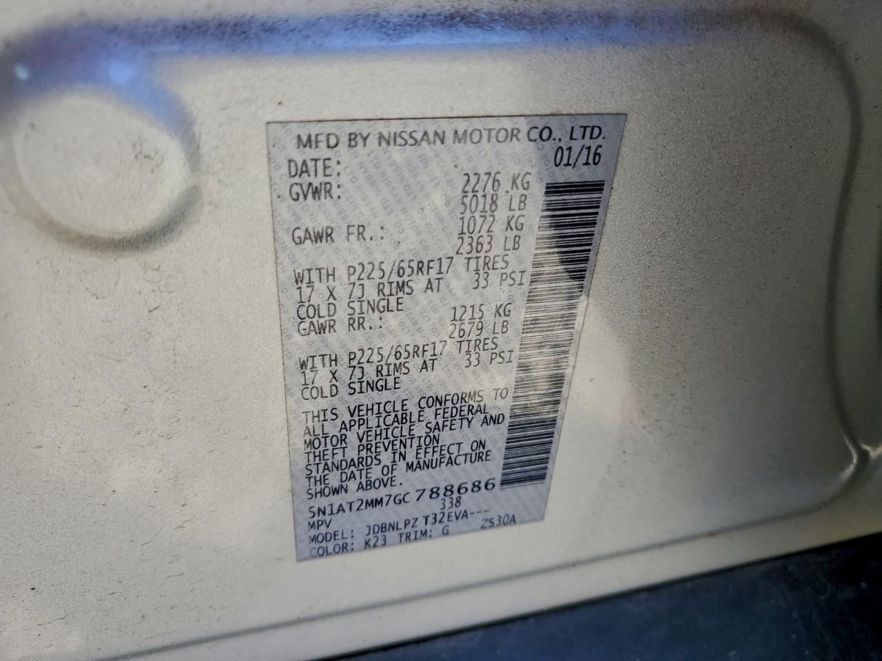 Nissan Rogue S Image 4