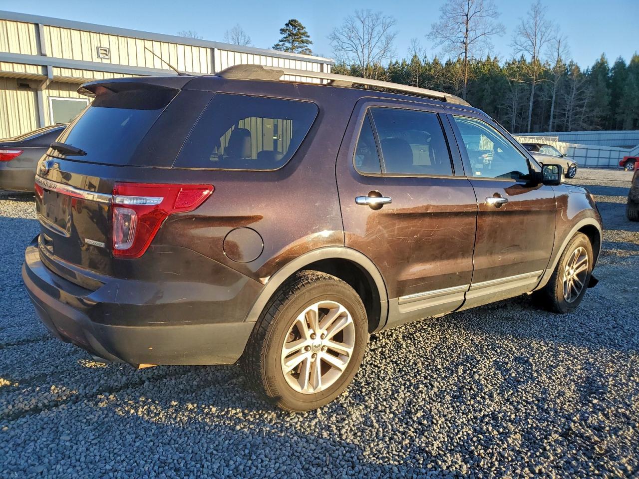 Ford Explorer Xlt Image 4