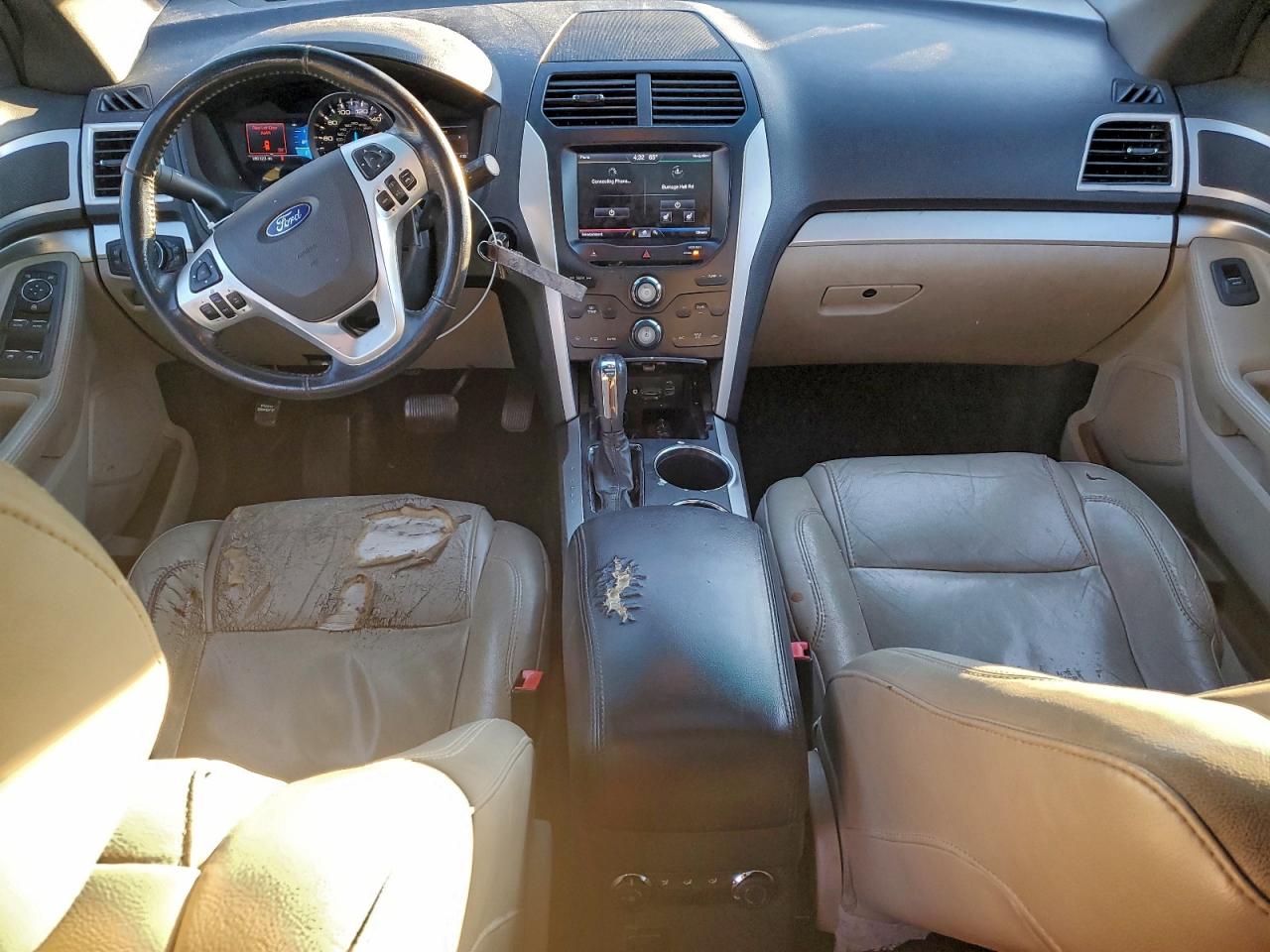 Ford Explorer Xlt Image 10