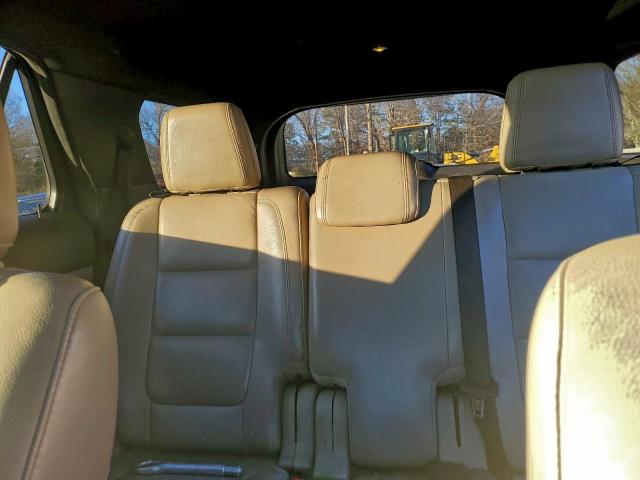 Ford Explorer Xlt Image 7