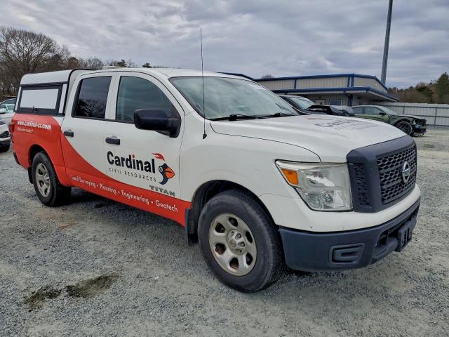 Nissan Titan S Image 4