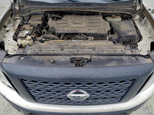 Nissan Titan S Image 8