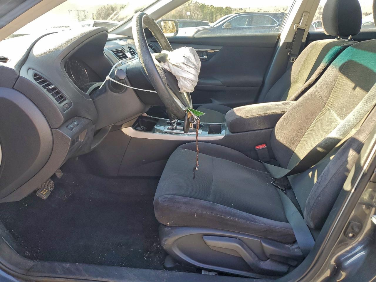 Nissan Altima 2.5 Image 6
