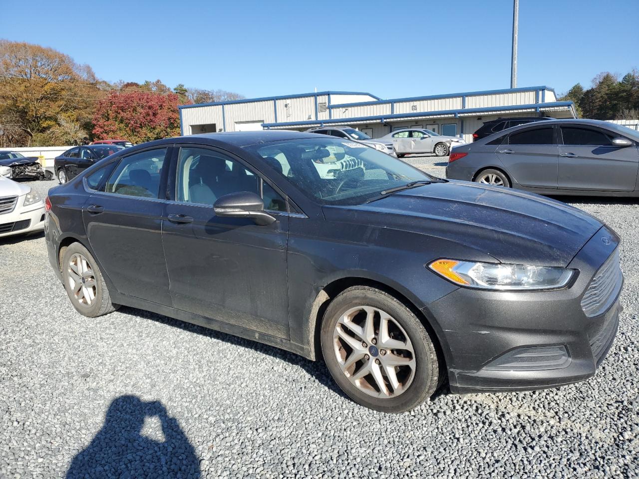 Ford Fusion Se Image 4