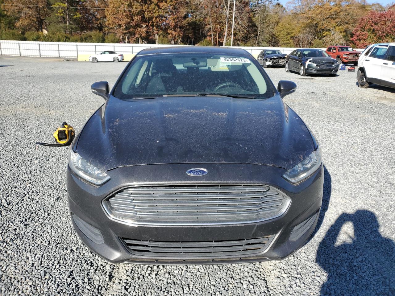 Ford Fusion Se Image 6