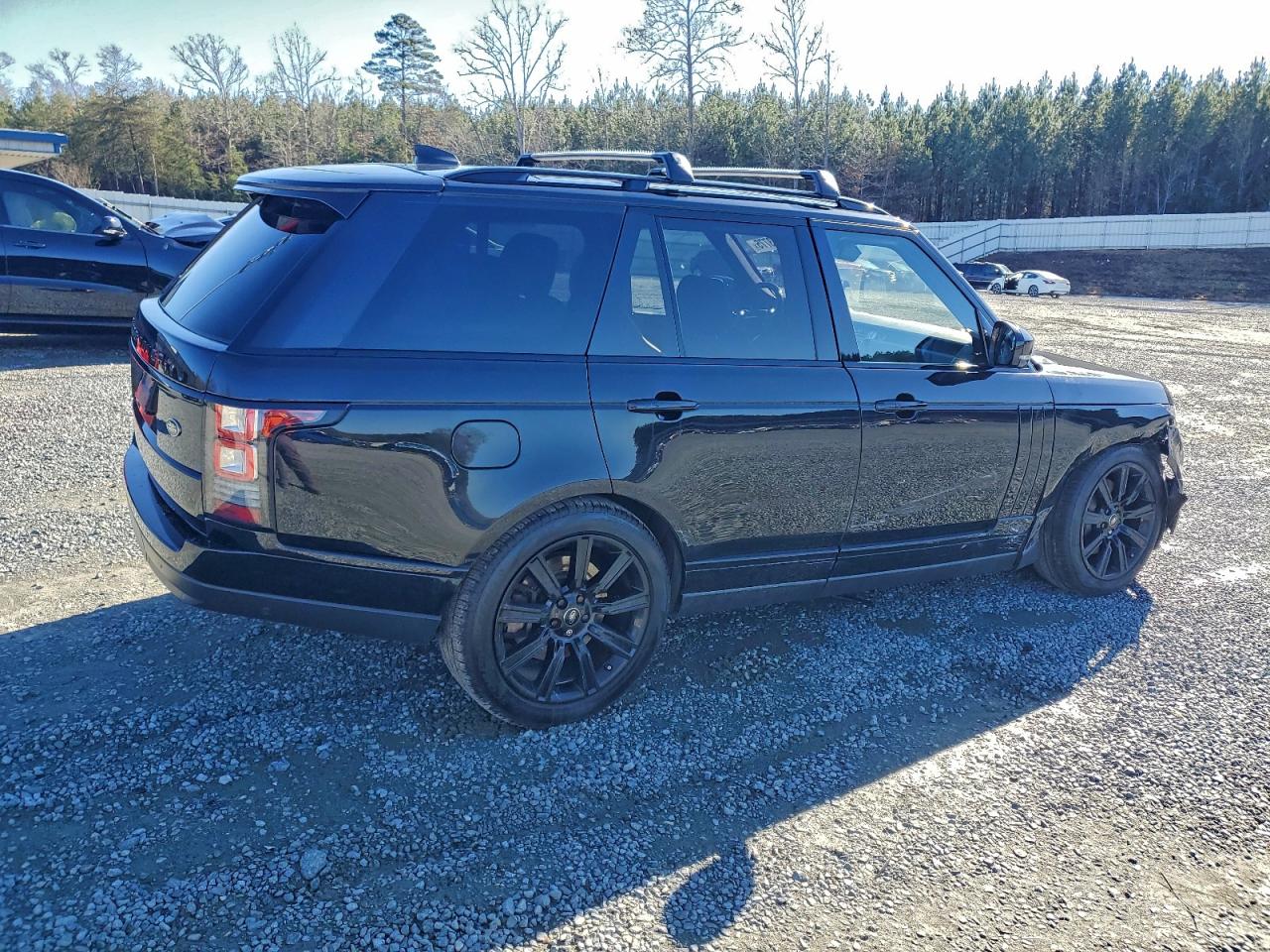 Land Rover Range Rover Supercharged Image 2