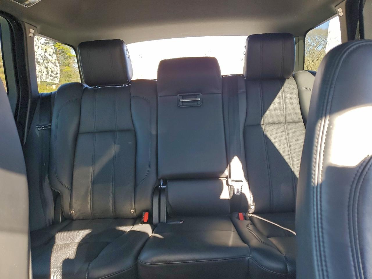 Land Rover Range Rover Supercharged Image 6