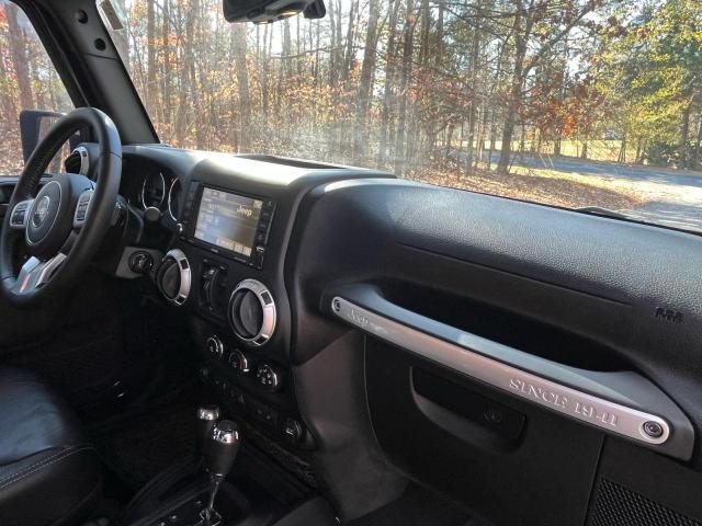 Jeep Wrangler Rubicon Image 11