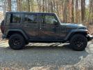 Jeep Wrangler Rubicon Image 12