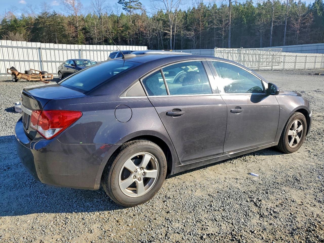 Chevrolet Cruze Lt Image 4