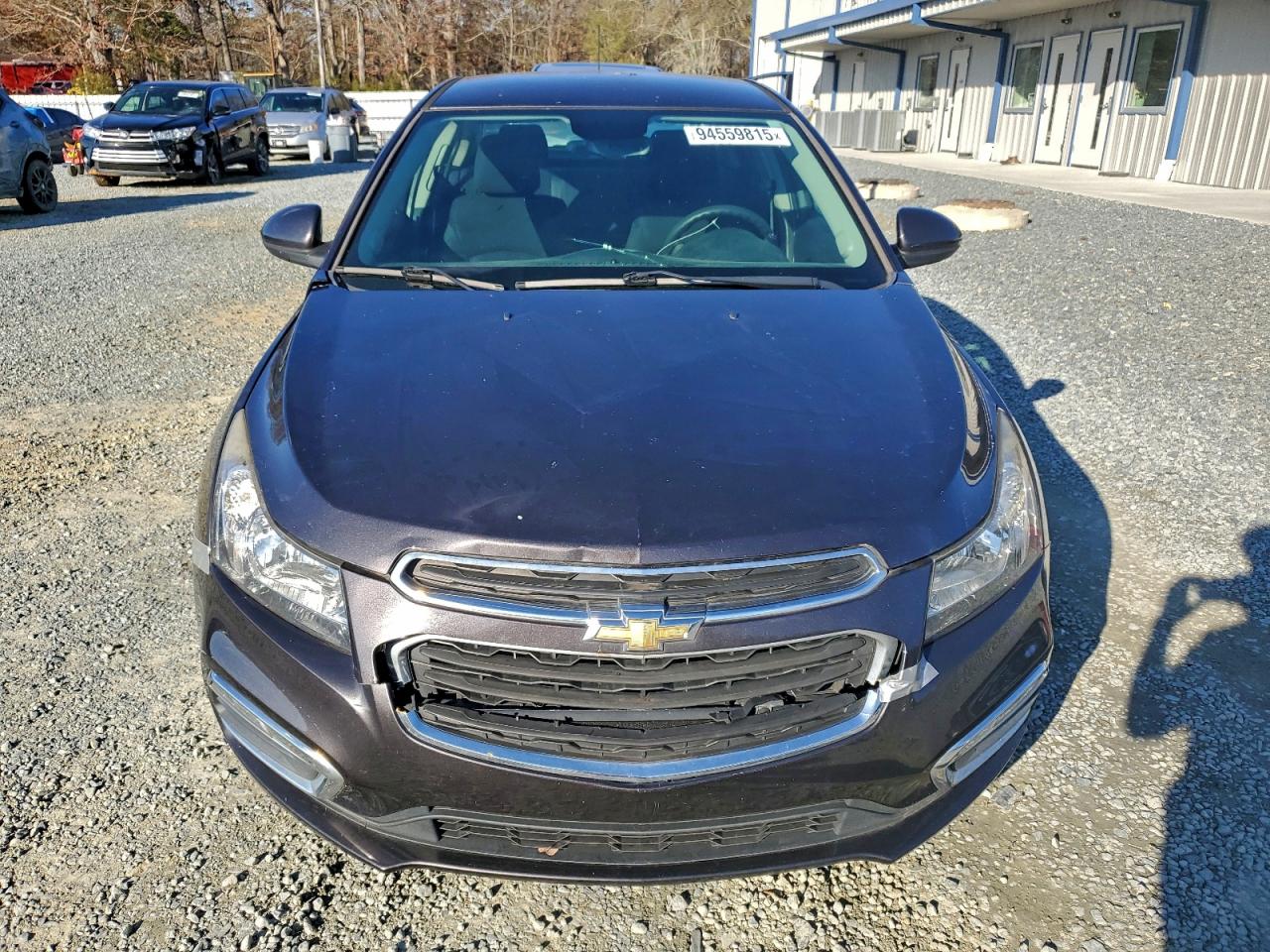 Chevrolet Cruze Lt Image 2