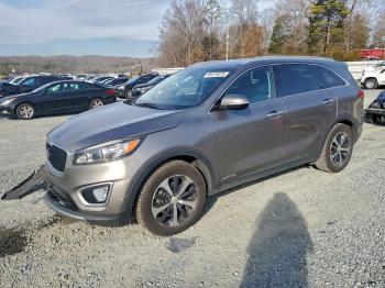  Salvage Kia Sorento