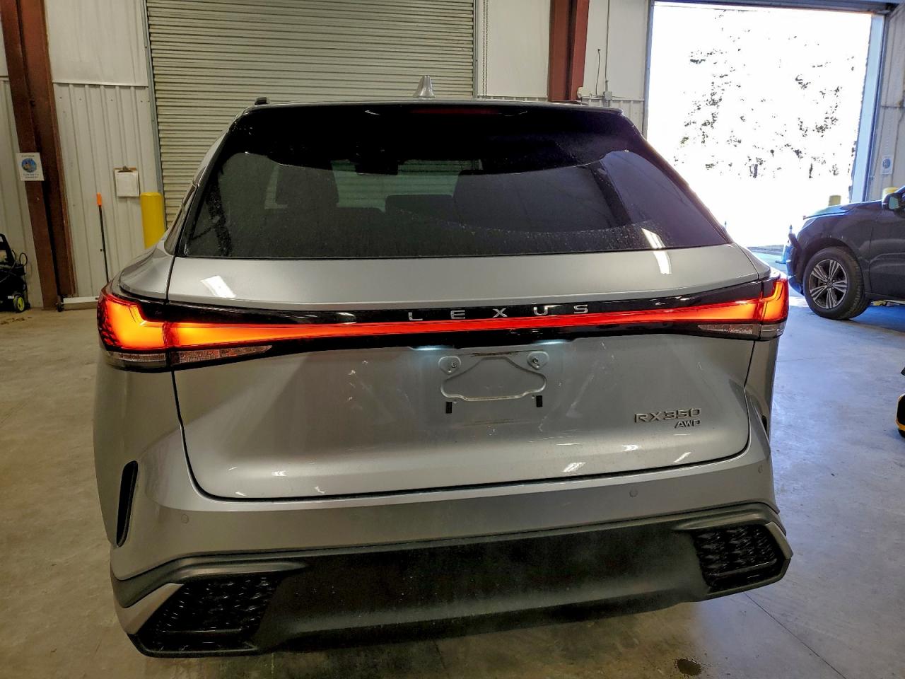 Lexus RX 350 Base Image 6