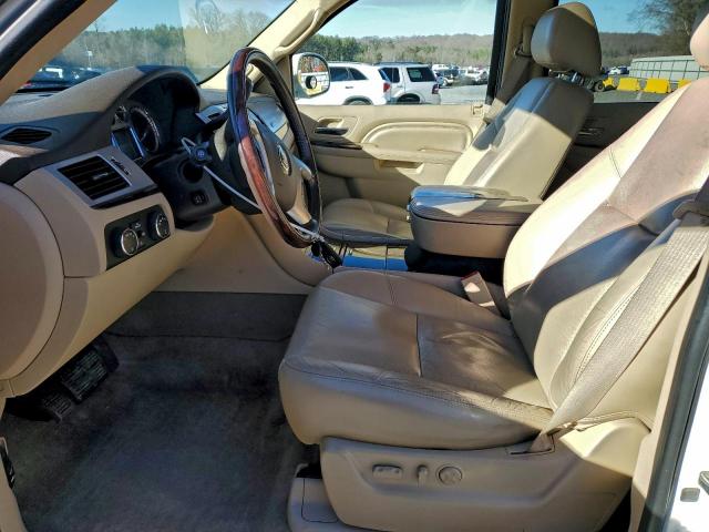 Cadillac Escalade Hybrid Image 7