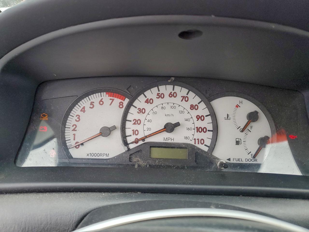 Toyota Corolla Ce Image 9