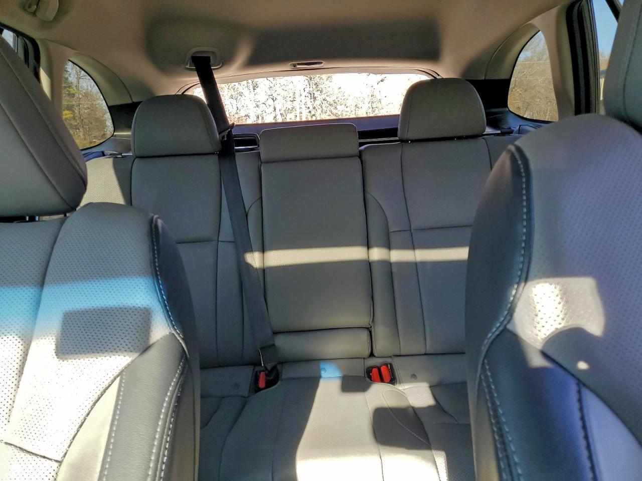 Subaru Outback Limited Image 7